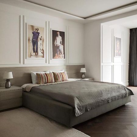 Modern Classic 2 Bedroom Apartment Near Most City Dnipro Exterior foto